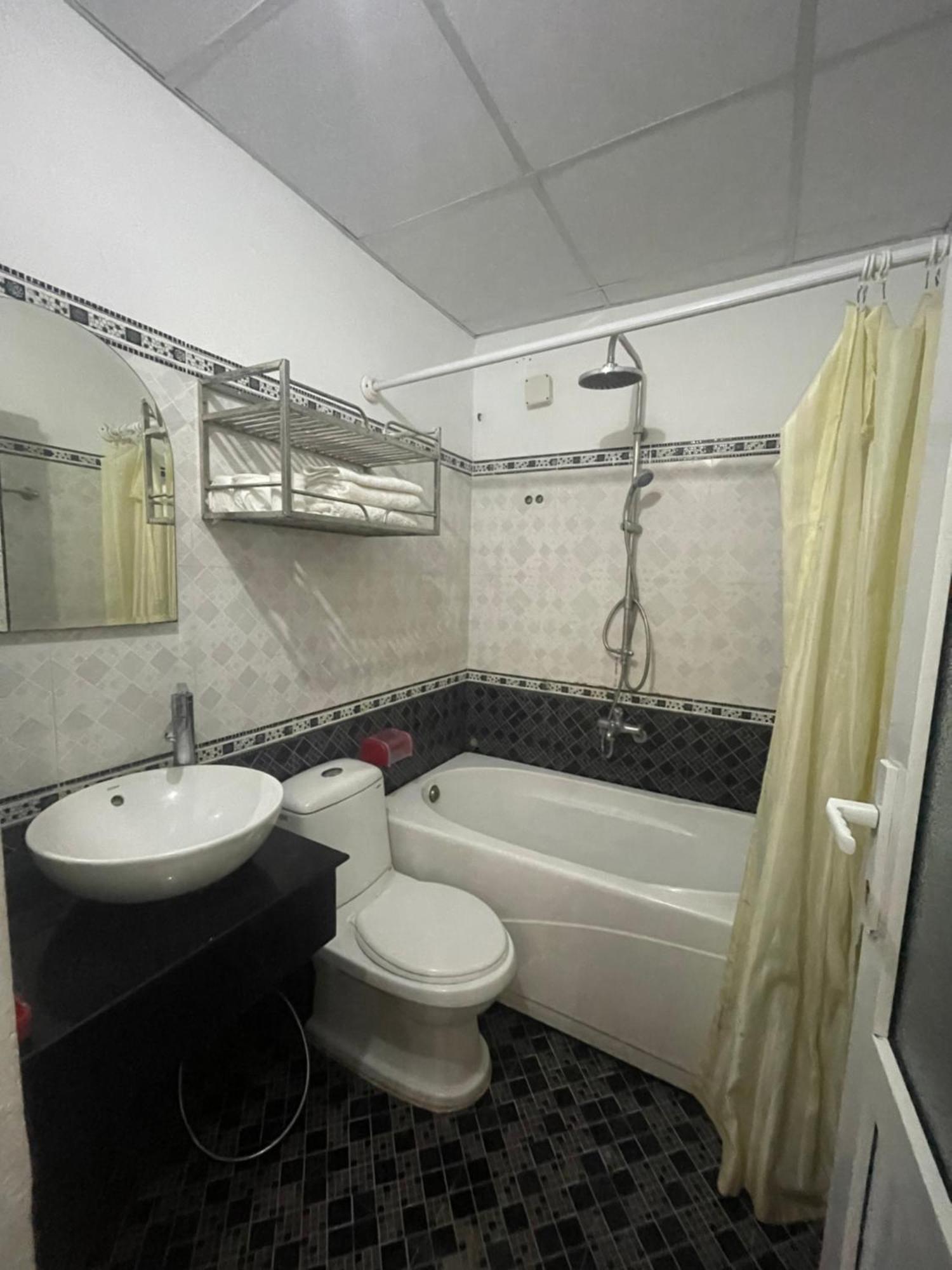 Oyo 553 Truong Giang Hotel Da Nang Eksteriør bilde